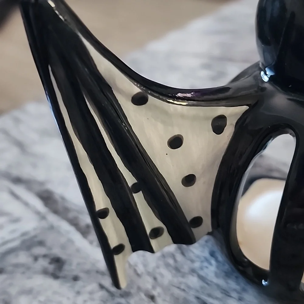 Bat Halloween Tea Light Candle Holder, Free Candles! - Picture 10 of 13